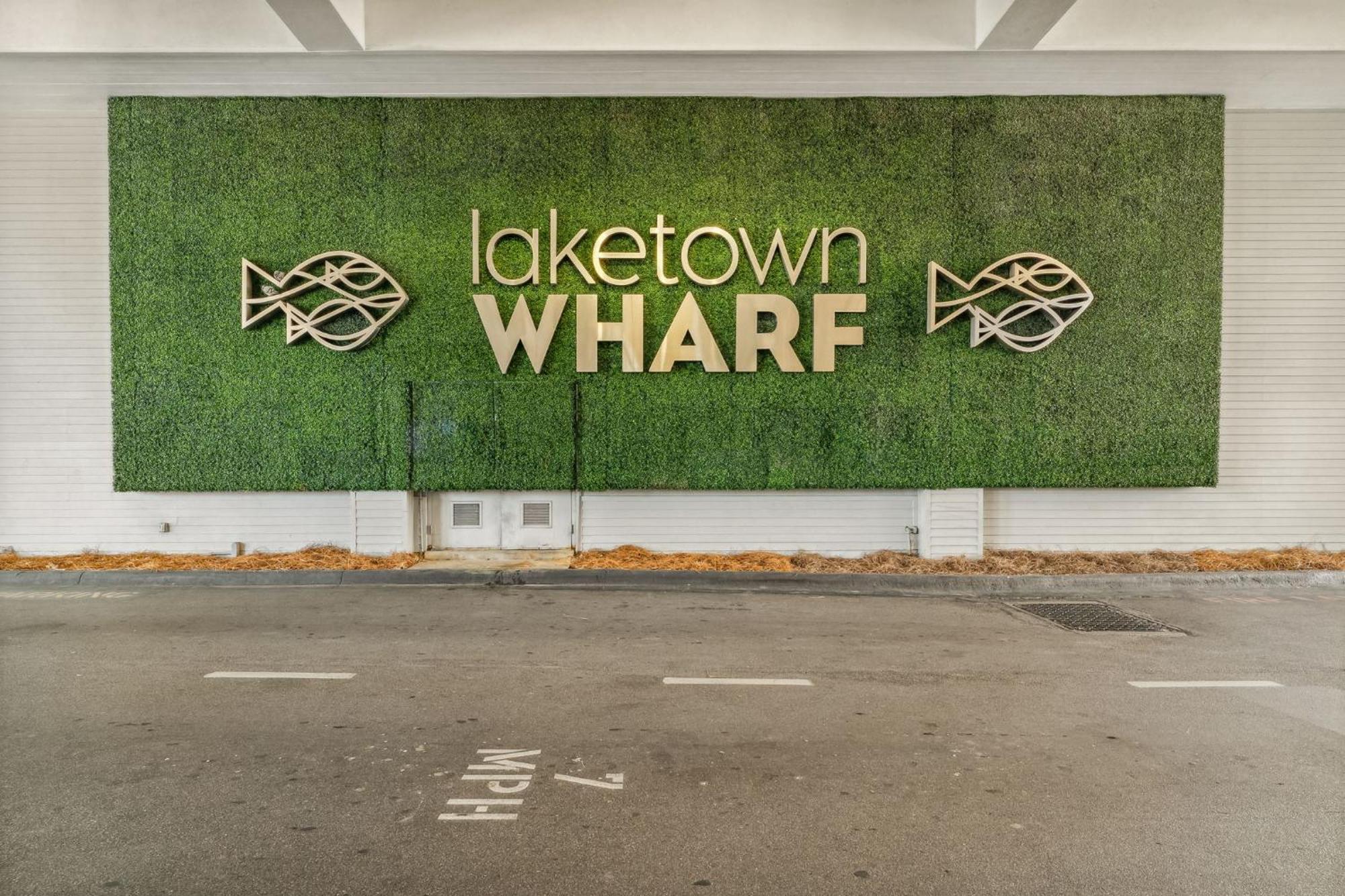 Apartment Laketown Wharf 0606